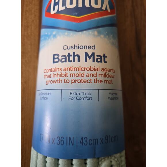 Clorox Anti-Microbial Cushioned Foam Bathtub Mat, Lt Blue 17”X36” - NEW - Picture 3 of 4